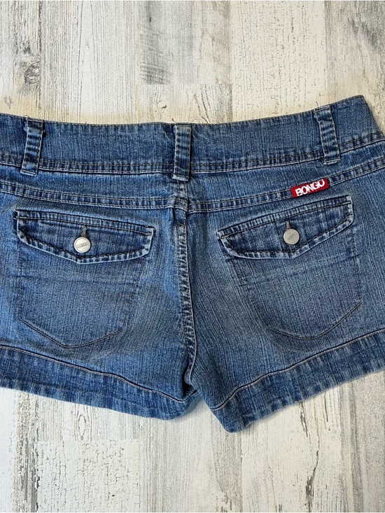 SOLD 🍀 BONGO Y2K Low Rise Shorty Jean Shorts - Picture 3 of 6